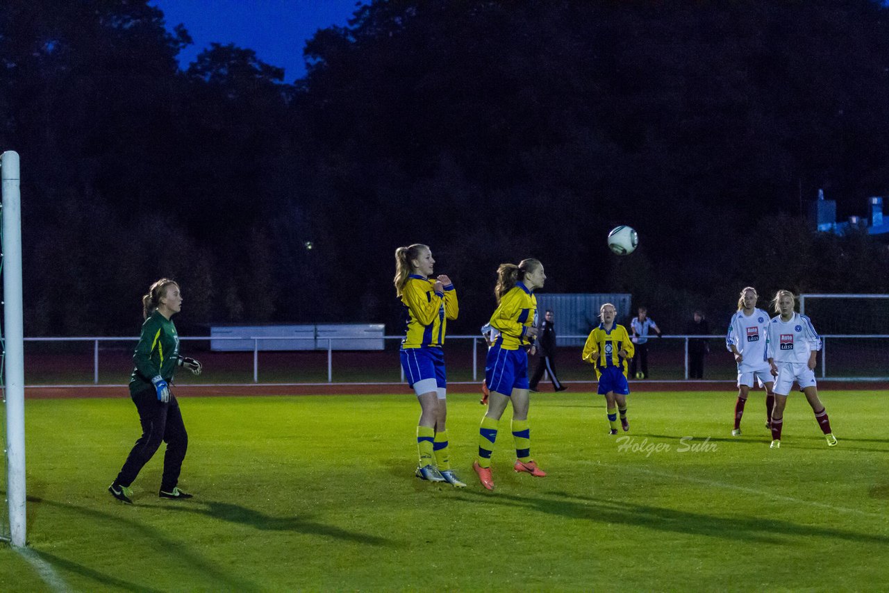 Bild 131 - B-Juniorinnen SV Henstedt-Ulzburg - Holstein Kiel : Ergebnis: 0:12